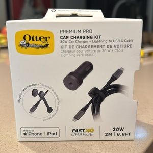 Otterbox premium pro car charger kit FAST charge NWT
